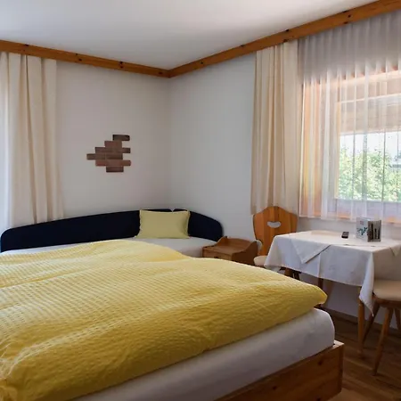 Bed & Breakfast Familiengasthof St. Wolfgang 3*