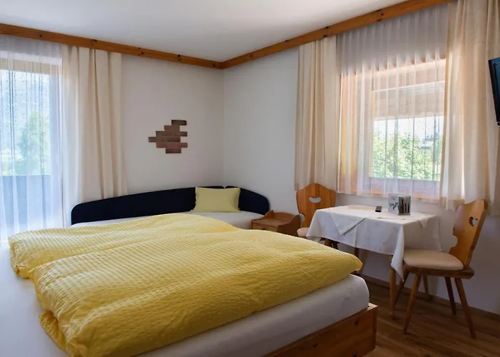 Bed & Breakfast Familiengasthof St. Wolfgang 3*